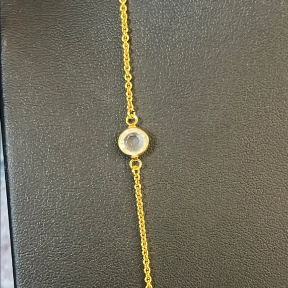 Vintage CROWN TRIFARI gold chain necklace with clear crystal accents - Picture 3 of 9